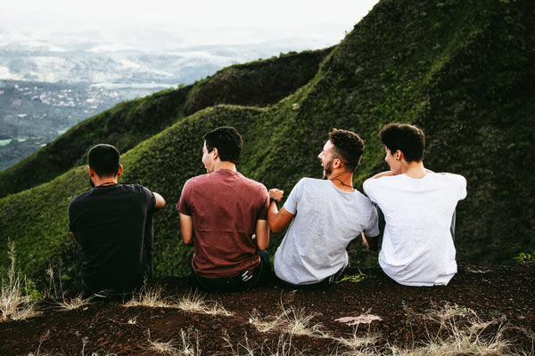 How to choose the most suitable men's hair systems in the online shop?