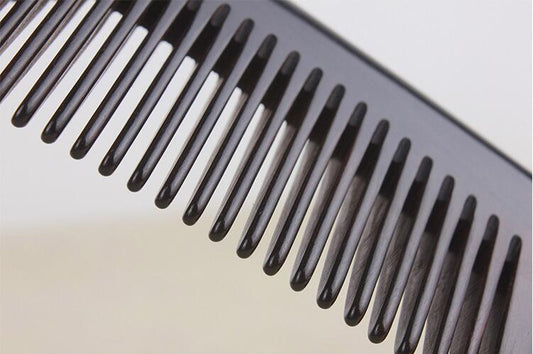Graxscle Natural Wooden Combs - Eco-Friendly Wood Comb for Women Men and Kids - Reduce Frizz and Massage Scalp - Yiyohair